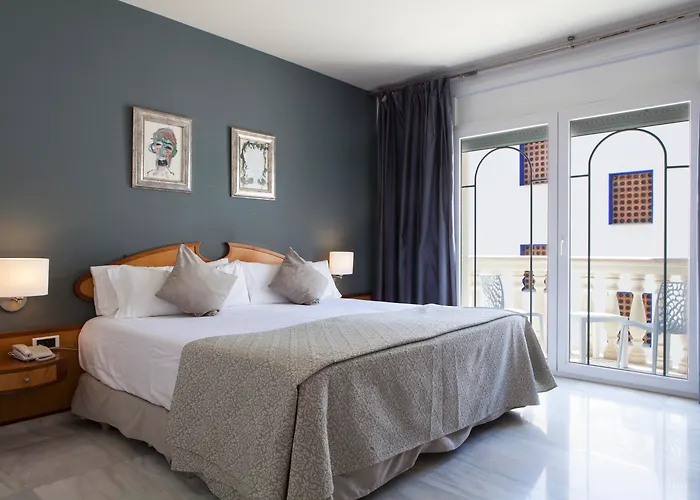 Urh Playa Hotell Sitges