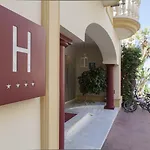 酒店 Urh锡切斯海滩酒店 4*