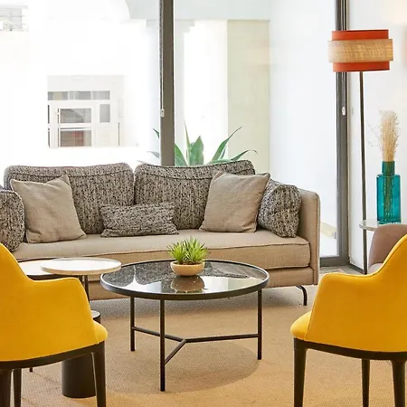 Urh Playa فندق 4*