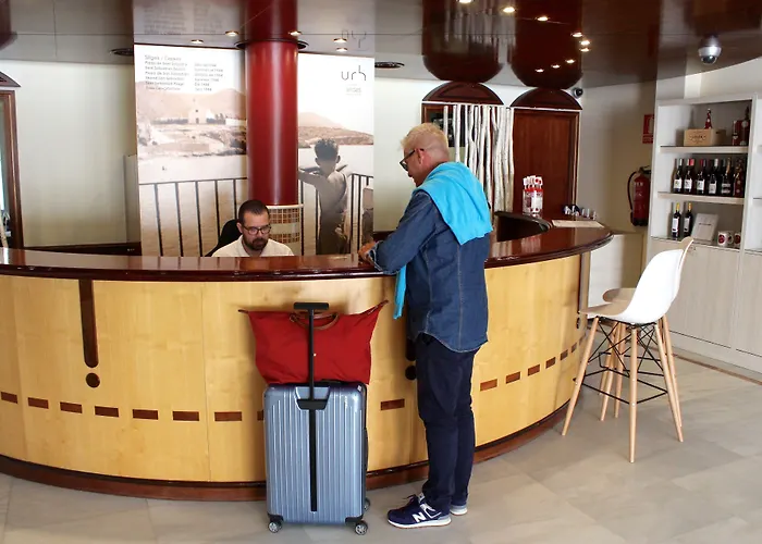 Urh Playa Готель 4*